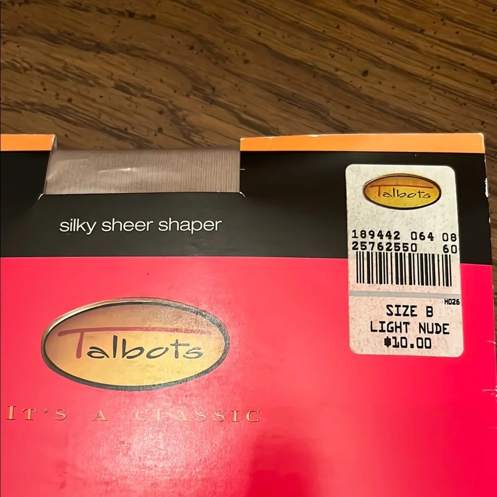 Hanes Silk Reflections and‎ Alive and Talbots Pantyhose Collection